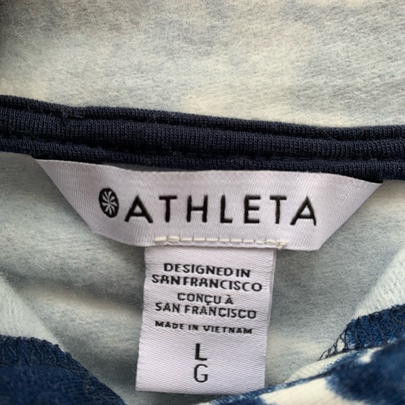 Athleta hooded sweatshirt NWT 🥰. Size large . - Picture 4 of 6